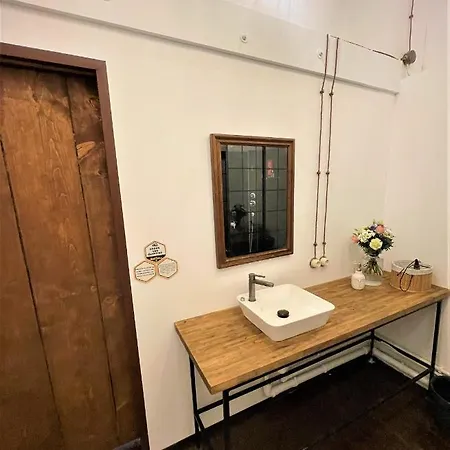 Urban Glamping ホテル