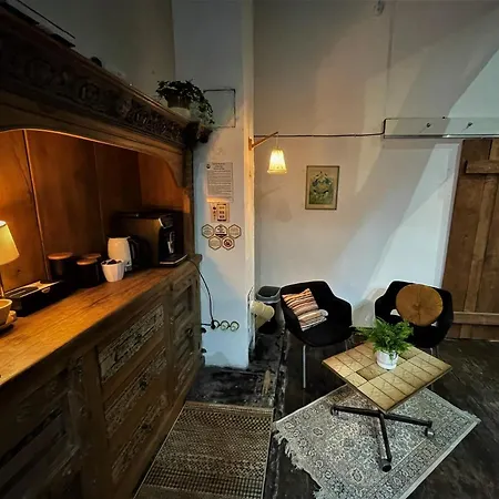 Urban Glamping ホテル