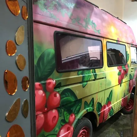 Urban Glamping Hotel 2*