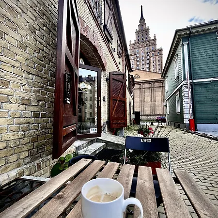 Hotel Urban Glamping 2*