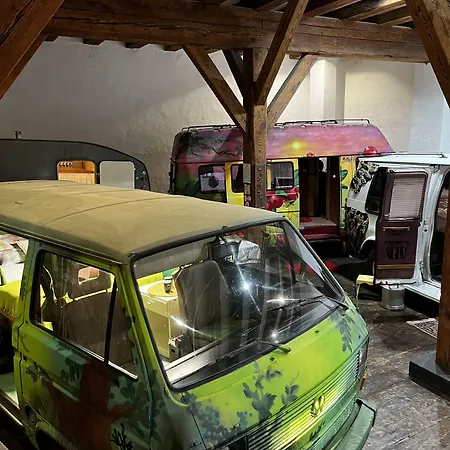 Hotel Urban Glamping 2*