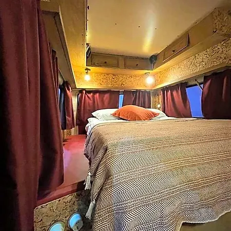 Urban Glamping Hotel