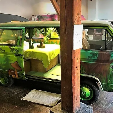 Urban Glamping Hotel 2*