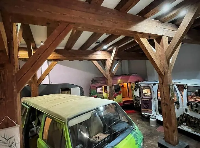 Urban Glamping Hotel 2*