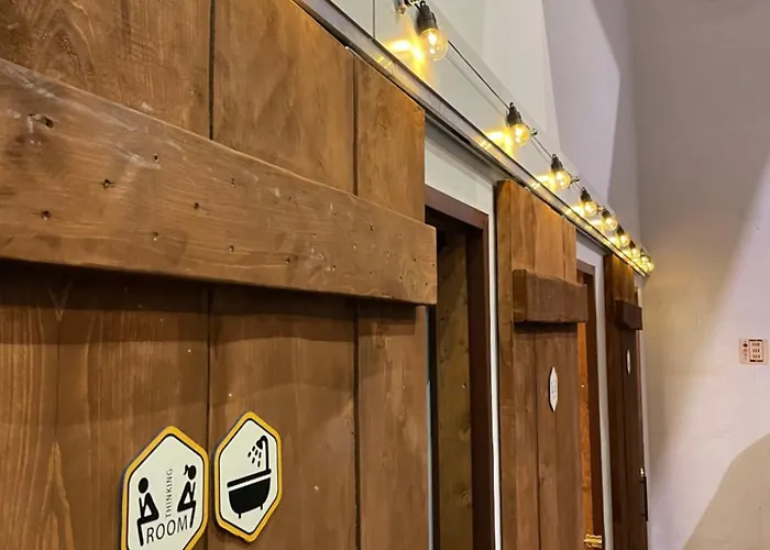 Hotel Urban Glamping 2*