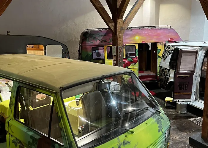 Hotel Urban Glamping 2*