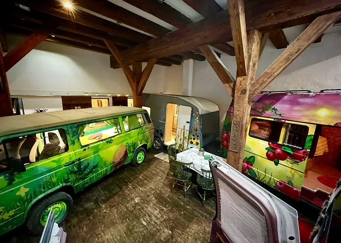 Hotel Urban Glamping 2*