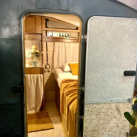 Urban Glamping 酒店