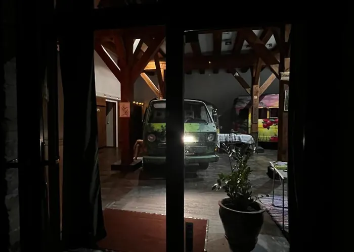 Hotel Urban Glamping 2*